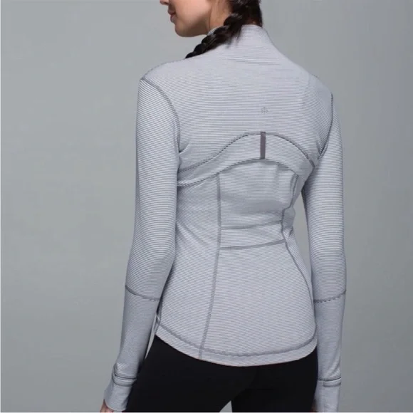 Lululemon Define Jacket Sz 12 In Tonka
Stripe Heathered Slate White - Picture 2 of 13